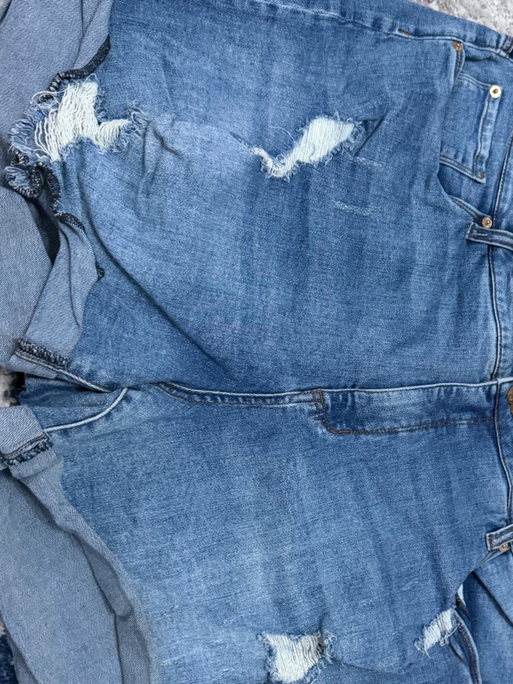 STS Blue Size 20 Distressed Denim Shorts Cuffed Hem Plus Size 35